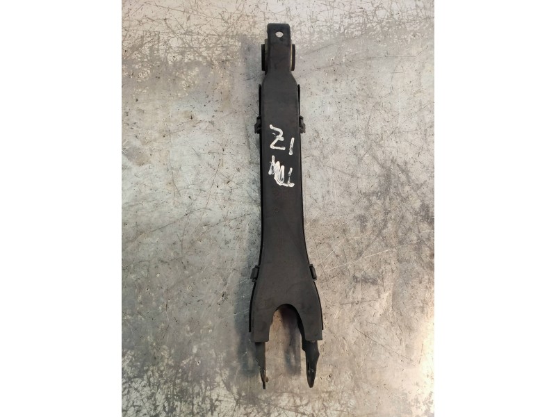 Recambio de tirante trasero izquierdo para mercedes clase c (w204) berlina c 180 kompressor blueefficiency (204.044) referencia 