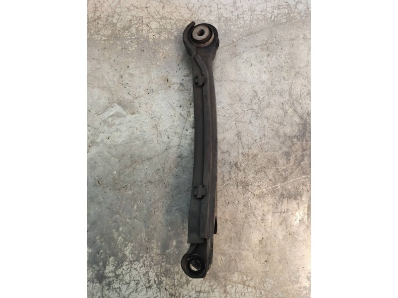 Recambio de tirante trasero izquierdo para mercedes clase c (w204) berlina c 180 kompressor blueefficiency (204.044) referencia 