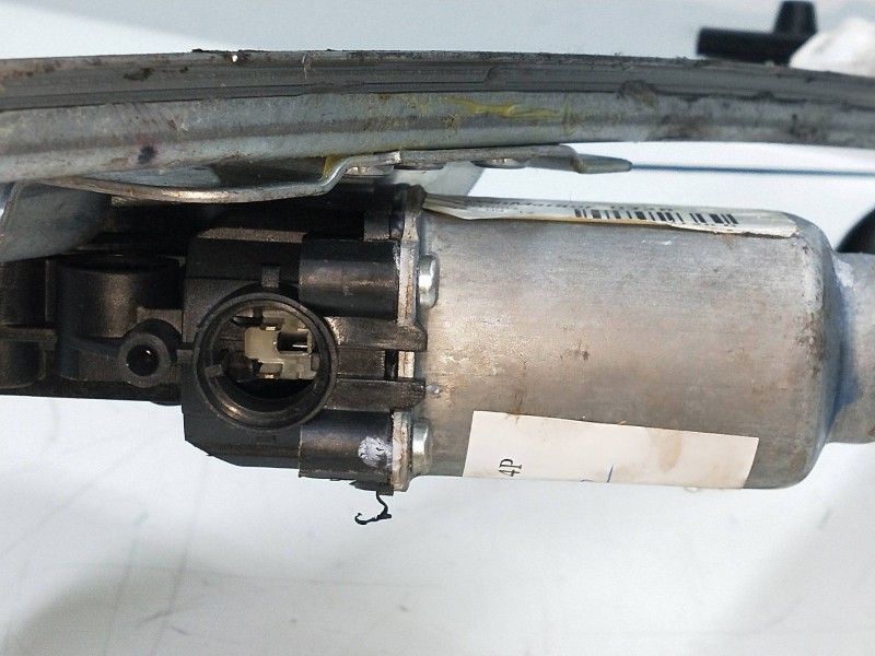 Recambio de elevalunas delantero izquierdo para dacia logan 1.5 dci diesel cat referencia OEM IAM 400726G  4P