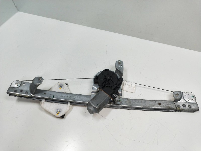 Recambio de elevalunas delantero izquierdo para dacia logan 1.4 cat referencia OEM IAM 400726D  4P
