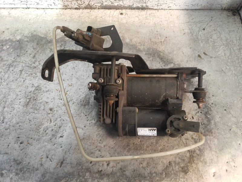 Recambio de acumulador central amortiguacion para mercedes clase r (w251) 320 cdi (251.022) referencia OEM IAM A2513201004  