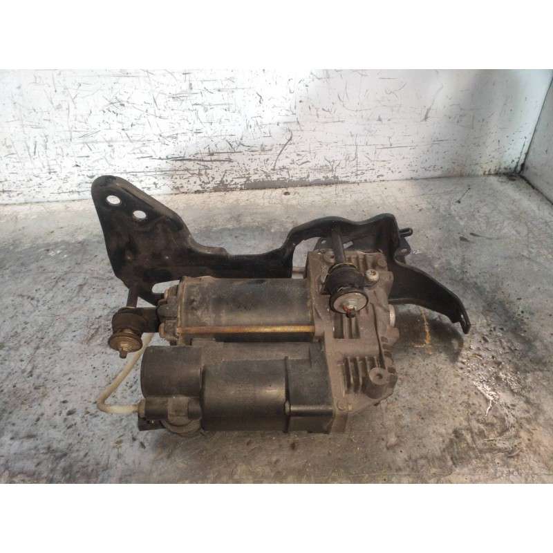 Recambio de acumulador central amortiguacion para mercedes clase r (w251) 320 cdi (251.022) referencia OEM IAM A2513201004  