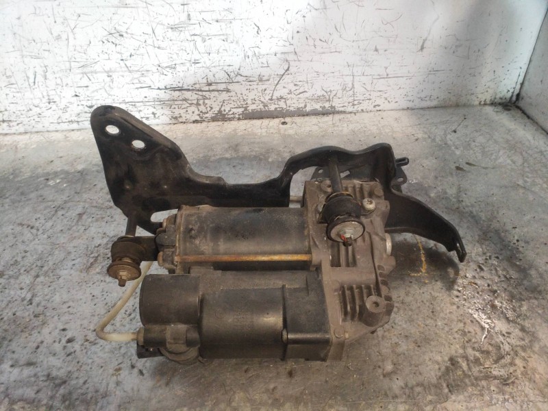 Recambio de acumulador central amortiguacion para mercedes clase r (w251) 320 cdi (251.022) referencia OEM IAM A2513201004  