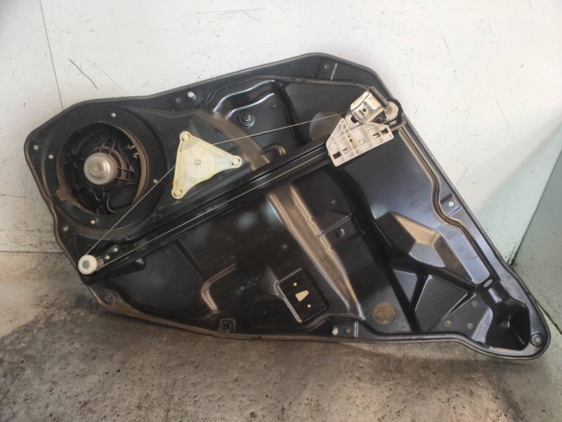 Recambio de elevalunas trasero izquierdo para mercedes clase r (w251) 320 cdi (251.022) referencia OEM IAM A1648203002 A16973021