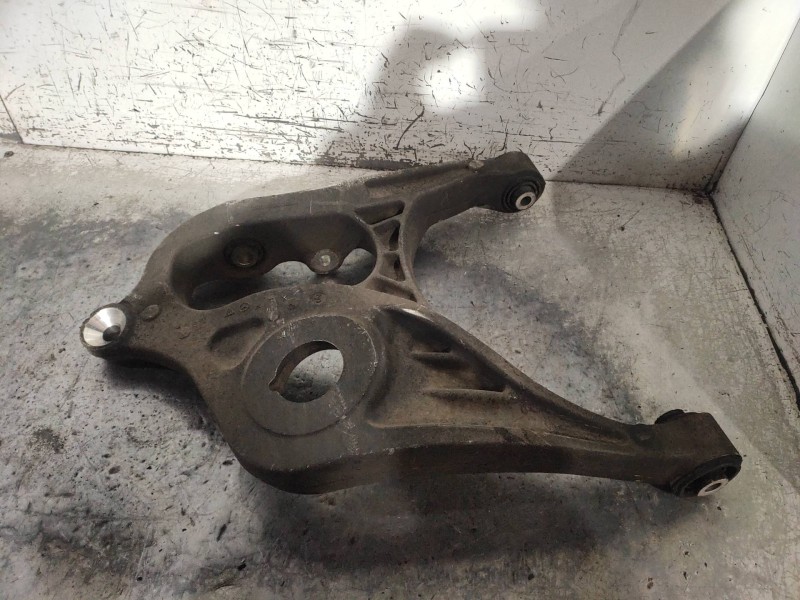 Recambio de brazo suspension inferior trasero izquierdo para mercedes clase r (w251) 320 cdi (251.022) referencia OEM IAM   