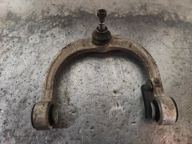 Recambio de brazo suspension superior delantero derecho para mercedes clase r (w251) 320 cdi (251.022) referencia OEM IAM   