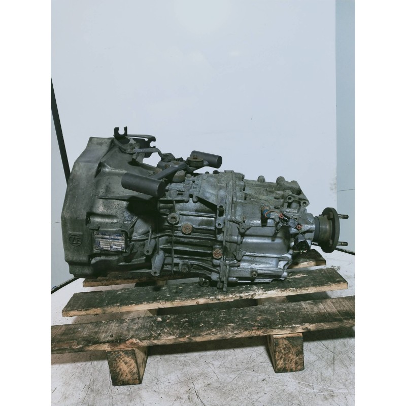 Recambio de caja cambios para renault maxity fg 130.35/45 referencia OEM IAM 6S380V0 1323065030 495426 32010MD01A 5V