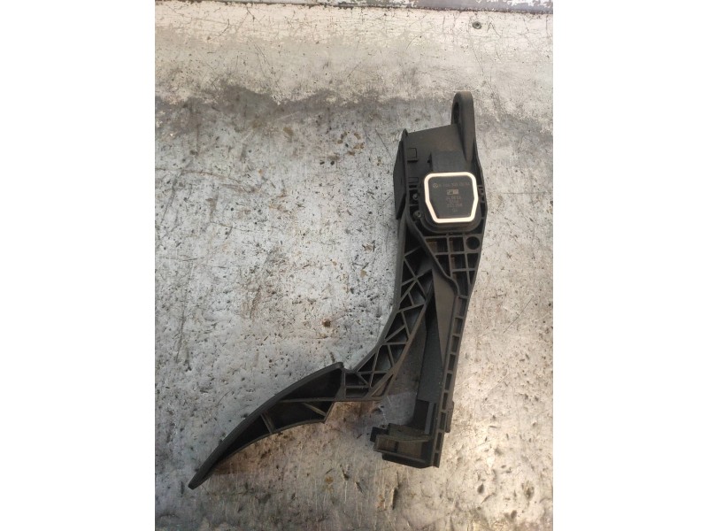 Recambio de potenciometro pedal para mercedes clase r (w251) 320 cdi (251.022) referencia OEM IAM A1643000004  