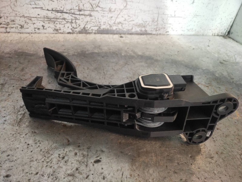 Recambio de potenciometro pedal para mercedes clase r (w251) 320 cdi (251.022) referencia OEM IAM A1643000004  