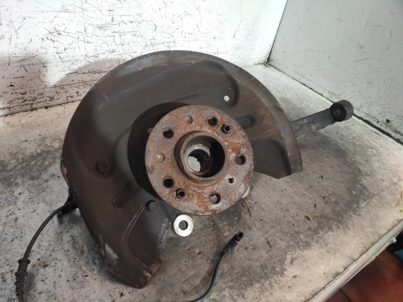 Recambio de mangueta delantera izquierda para mercedes clase r (w251) 320 cdi (251.022) referencia OEM IAM   