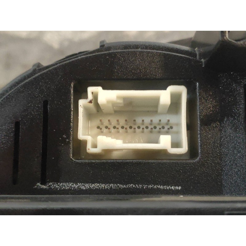 Recambio de cuadro instrumentos para mercedes clase r (w251) 320 cdi (251.022) referencia OEM IAM A2515408147 A2C53140237 