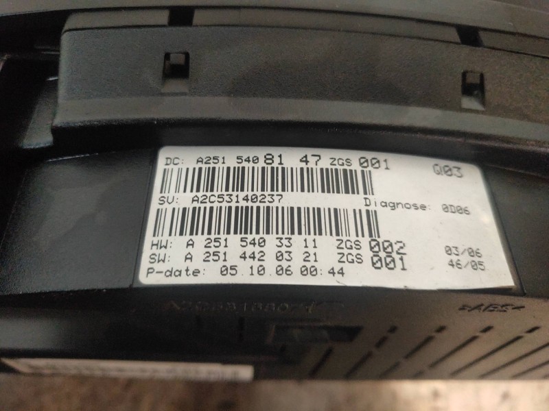 Recambio de cuadro instrumentos para mercedes clase r (w251) 320 cdi (251.022) referencia OEM IAM A2515408147 A2C53140237 
