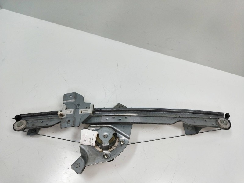Recambio de elevalunas delantero derecho para dacia sandero 1.6 cat referencia OEM IAM 128000842D 9030256 5P