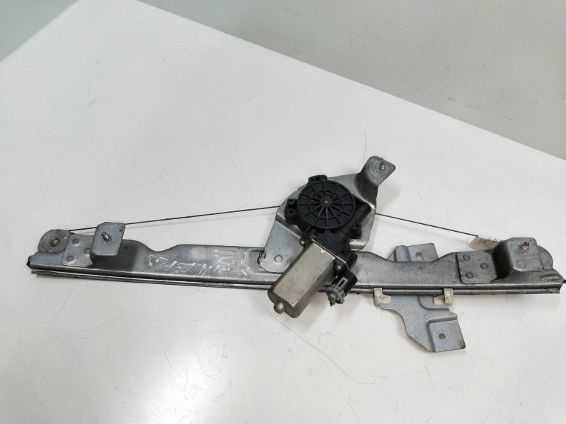 Recambio de elevalunas delantero izquierdo para dacia sandero 1.6 cat referencia OEM IAM 128000841D 9030255 5P