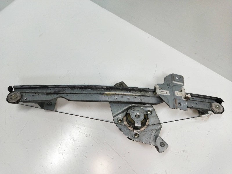 Recambio de elevalunas delantero izquierdo para dacia sandero 1.6 cat referencia OEM IAM 128000841D 9030255 5P