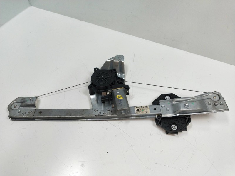 Recambio de elevalunas delantero derecho para dacia sandero 0.9 tce cat referencia OEM IAM   5P