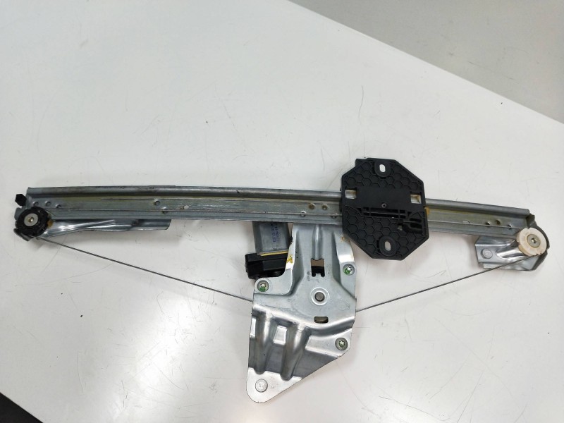 Recambio de elevalunas delantero izquierdo para dacia sandero referencia OEM IAM   5P Recambio de elevalunas delantero izquierdo para dacia sandero referencia OEM IAM   5P