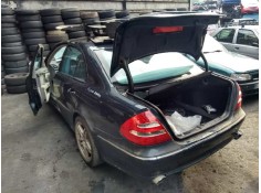 mercedes clase e (w211) berlina del año 2004 2