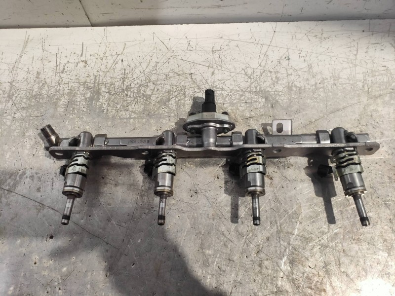 Recambio de rampa inyectora para toyota rav4 hybrid 4x2 feel! referencia OEM IAM 2325025010 08C0304674 