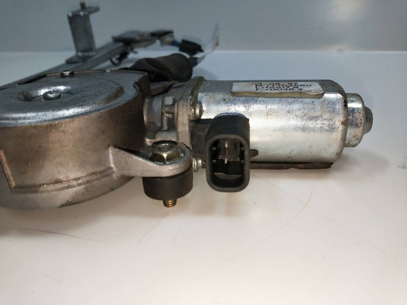 Recambio de elevalunas delantero derecho para fiat brava (182) 1.9 turbodiesel referencia OEM IAM 77702580  5P