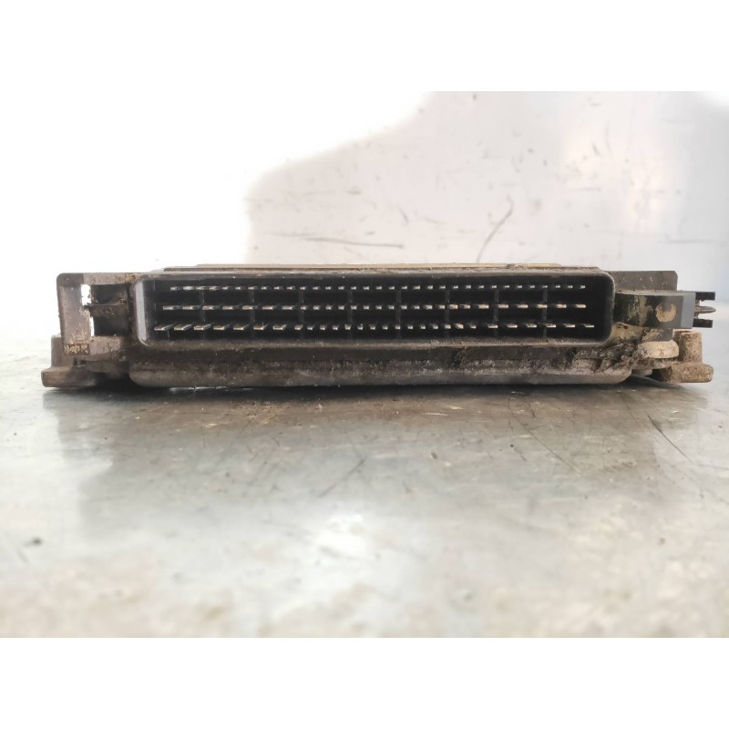 Recambio de centralita motor uce para peugeot 806 universal studios port aventura referencia OEM IAM 0281010028 9635156680 BOSCH