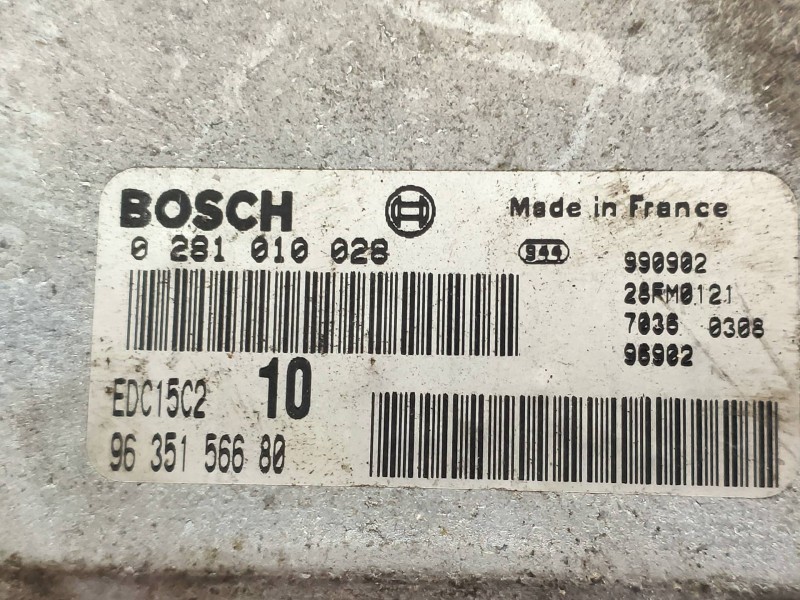 Recambio de centralita motor uce para peugeot 806 universal studios port aventura referencia OEM IAM 0281010028 9635156680 BOSCH