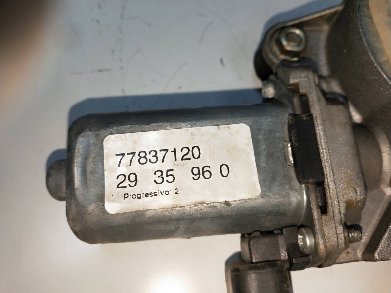 Recambio de elevalunas trasero izquierdo para fiat brava (182) referencia OEM IAM 77837120  