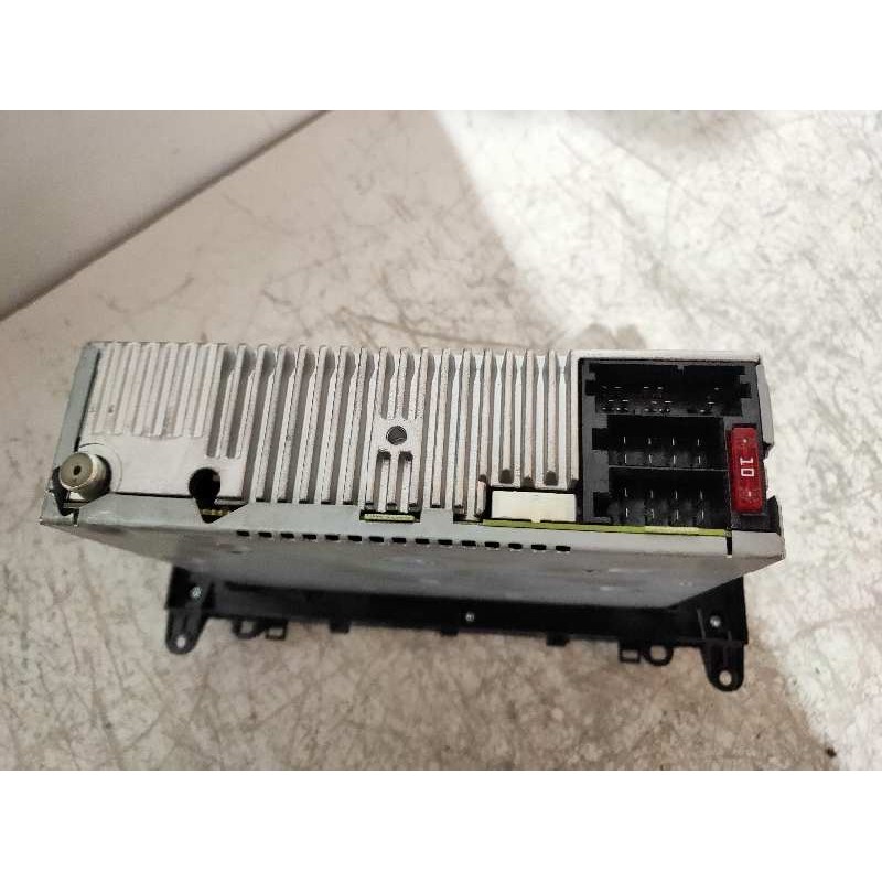 Recambio de sistema audio / radio cd para mercedes clase b (w245) 200 (245.233) referencia OEM IAM A1698200886001  