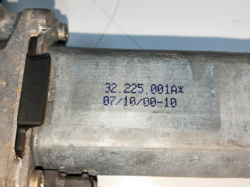 Recambio de elevalunas delantero derecho para fiat bravo (182) 1.2 16v cat referencia OEM IAM 32225001A  3P