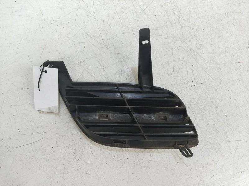 Recambio de rejilla delantera para nissan almera (n16/e) comfort referencia OEM IAM   