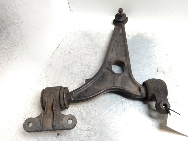 Recambio de brazo suspension inferior delantero izquierdo para lancia phedra (180) 2.2 jtd cat referencia OEM IAM   