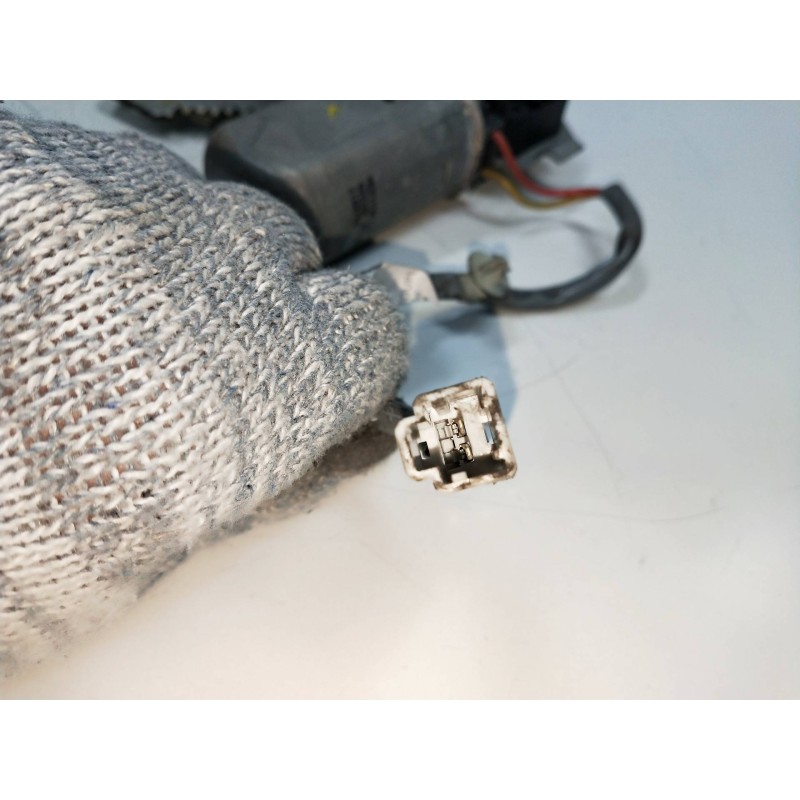 Recambio de elevalunas delantero derecho para honda civic coupe (ej6/8) 1.6 sr (ej8) referencia OEM IAM 40028030398  2P