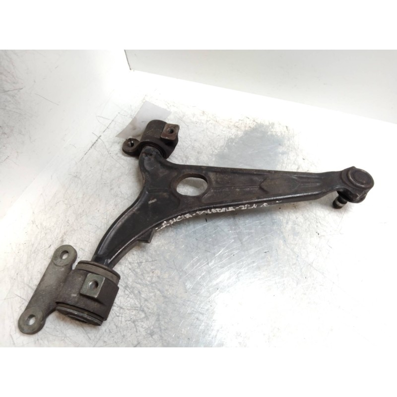 Recambio de brazo suspension inferior delantero izquierdo para lancia phedra (180) 2.2 jtd cat referencia OEM IAM   
