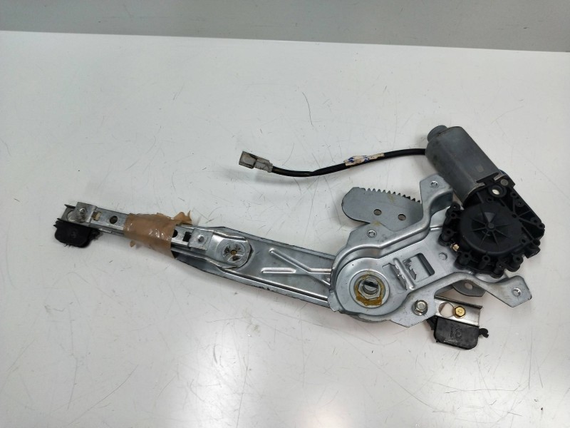 Recambio de elevalunas trasero derecho para honda civic berlina 3/4 (ej/ek) referencia OEM IAM 400345B  4P