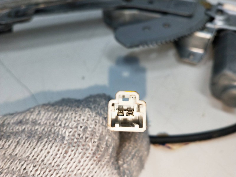 Recambio de elevalunas trasero derecho para honda civic berlina 3/4 (ej/ek) referencia OEM IAM 400345B  4P