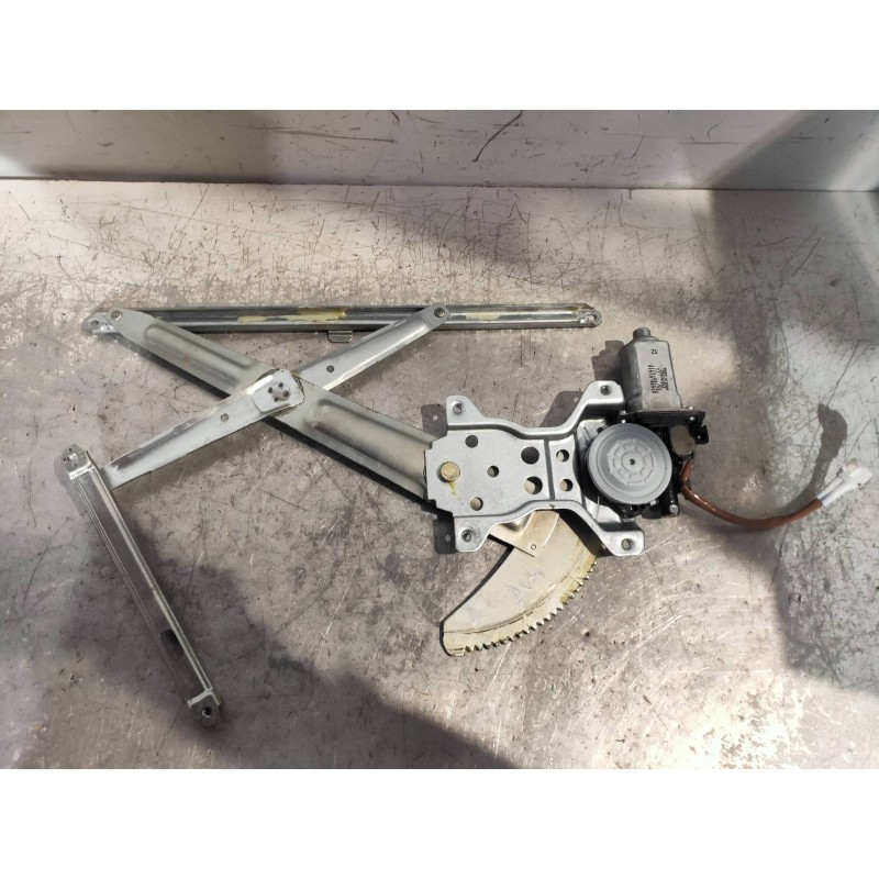 Recambio de elevalunas delantero derecho para suzuki jimny sn (fj) hard top referencia OEM IAM 8343081A10 0621009211 3P DENSO