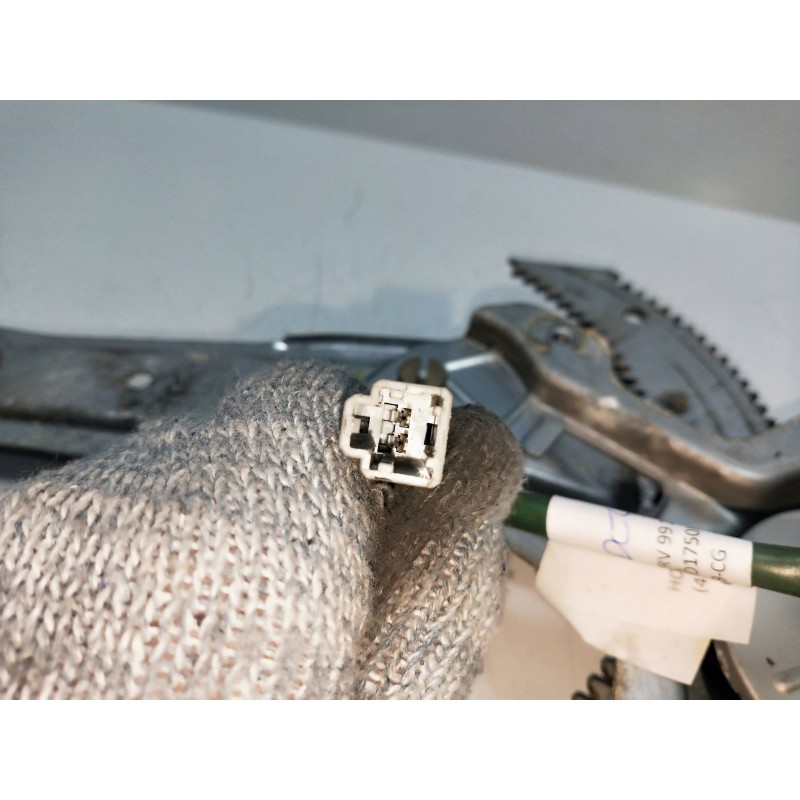 Recambio de elevalunas delantero derecho para honda cr-v (rd1/3) 2.0 16v cat referencia OEM IAM   5P