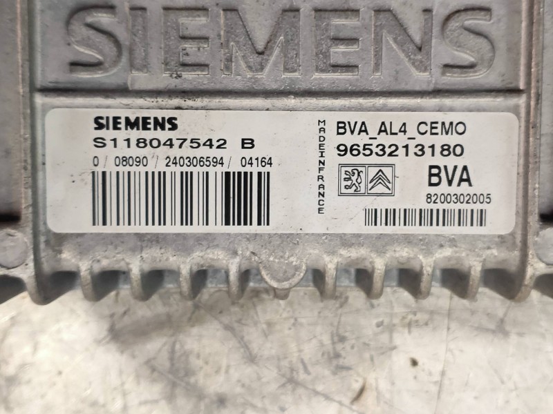 Recambio de centralita cambio automatico para peugeot 206 berlina xs referencia OEM IAM S118047542B 9653213180 SIEMENS