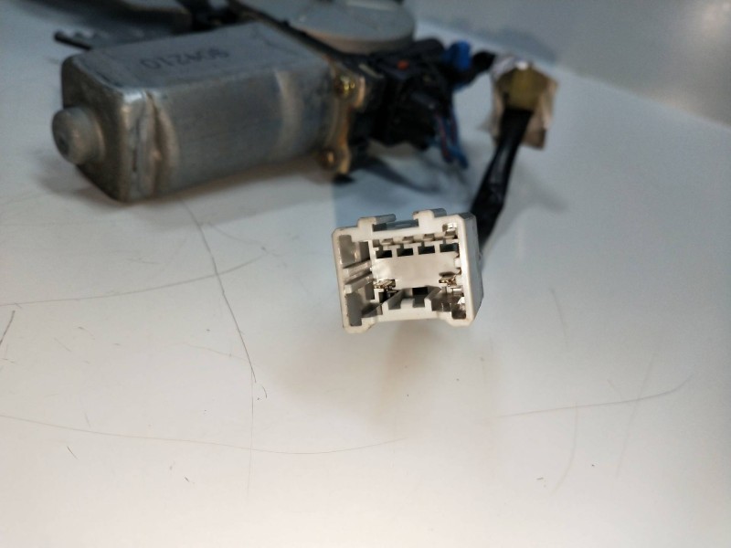 Recambio de elevalunas delantero derecho para honda hr-v (gh) 1.6 cat referencia OEM IAM   3P