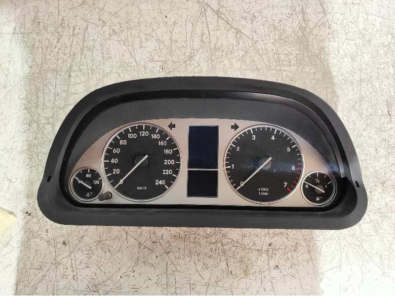 Recambio de cuadro instrumentos para mercedes clase b (w245) 200 (245.233) referencia OEM IAM 0263643367 A1695409148 A1695408011