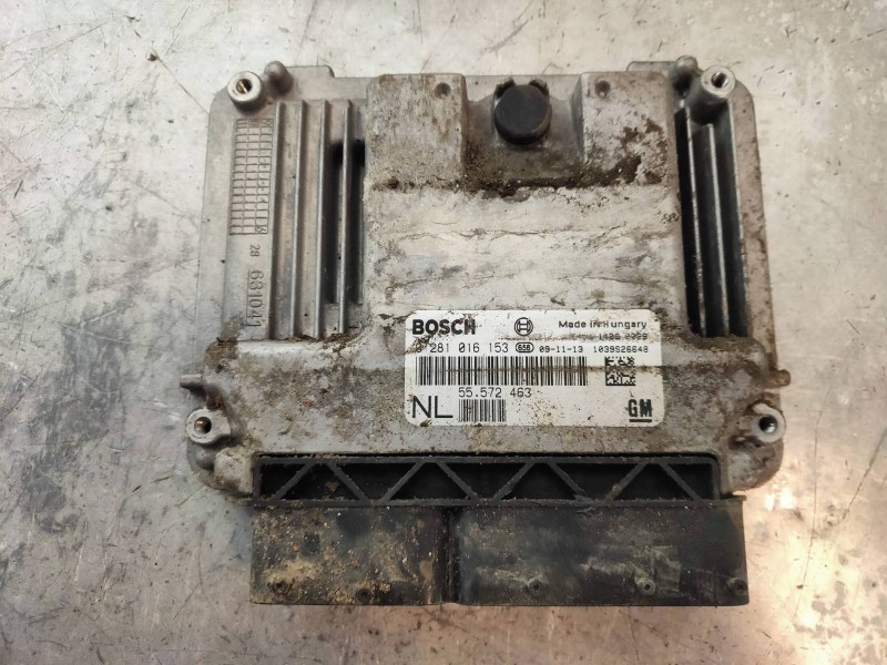 Recambio de centralita motor uce para saab 9-3 sport sedán vector referencia OEM IAM 0281016153 55572463 BOSCH