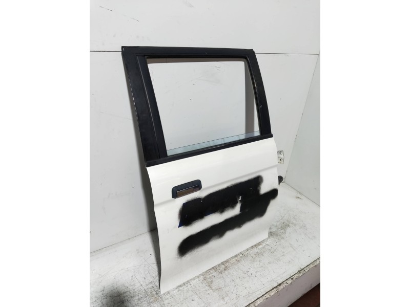 Recambio de puerta trasera derecha para mitsubishi l 200 (k6/7) 2500 td glx (4-ptas.) referencia OEM IAM  4P 