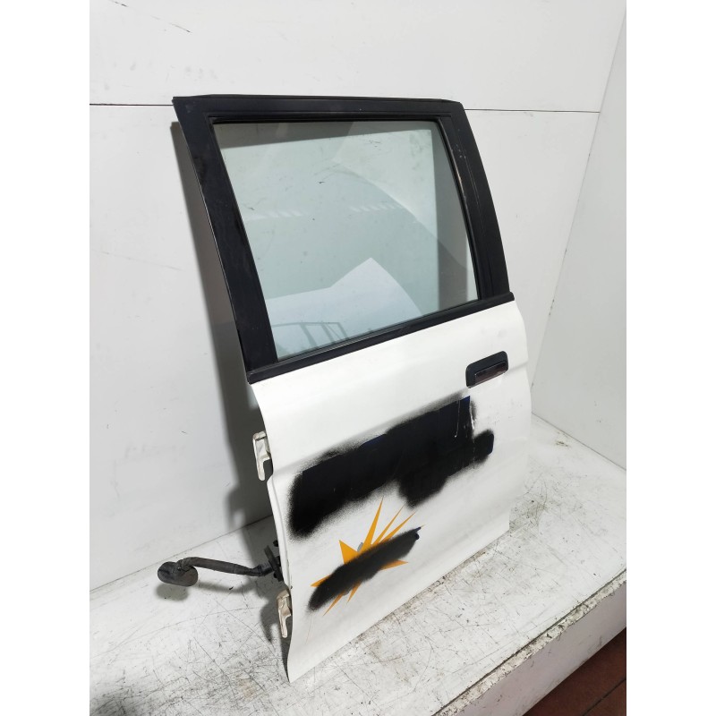 Recambio de puerta trasera izquierda para mitsubishi l 200 (k6/7) 2500 td glx (4-ptas.) referencia OEM IAM  4P 