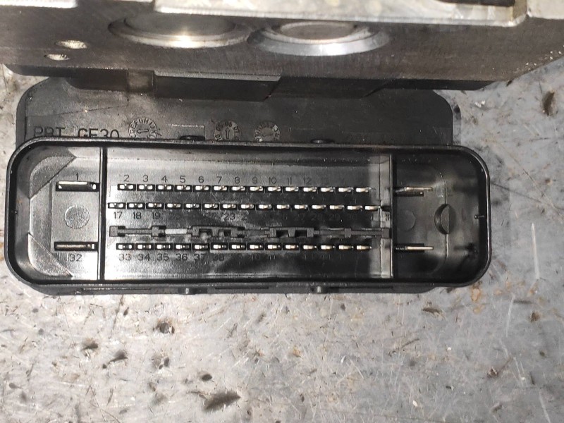 Recambio de abs para dodge caliber s referencia OEM IAM 25021203114 P05105823AC  Recambio de abs para dodge caliber s referencia OEM IAM 25021203114 P05105823AC