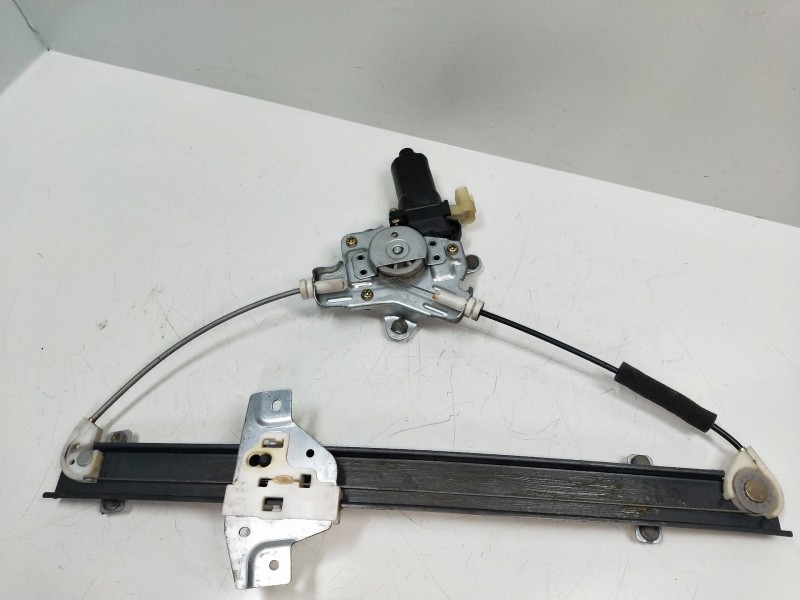 Recambio de elevalunas delantero izquierdo para hyundai getz (tb) 1.1 referencia OEM IAM 988101C100 F00S1A2415 5P