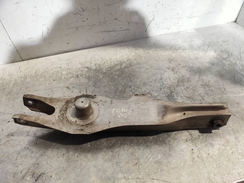 Recambio de brazo suspension superior trasero derecho para saab 9-3 sport sedán vector referencia OEM IAM   