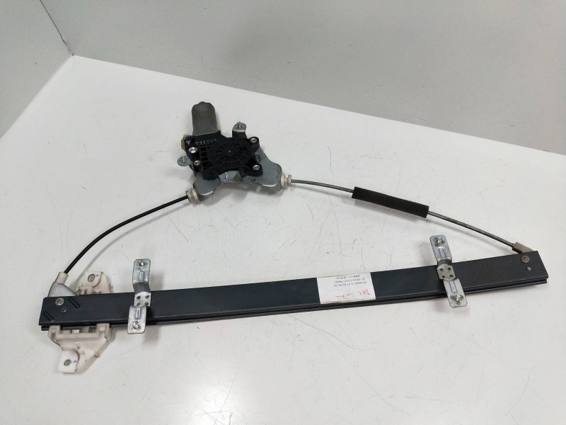 Recambio de elevalunas delantero izquierdo para hyundai h 1 h 1 furg.caja cerr.c. puerta referencia OEM IAM   5P