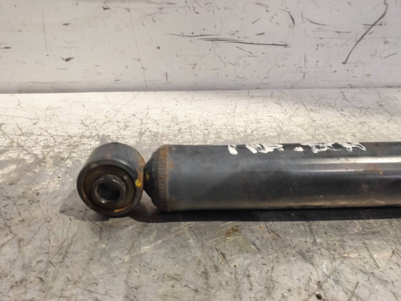 Recambio de amortiguador trasero derecho para suzuki jimny sn (fj) hard top referencia OEM IAM 4170081A01  