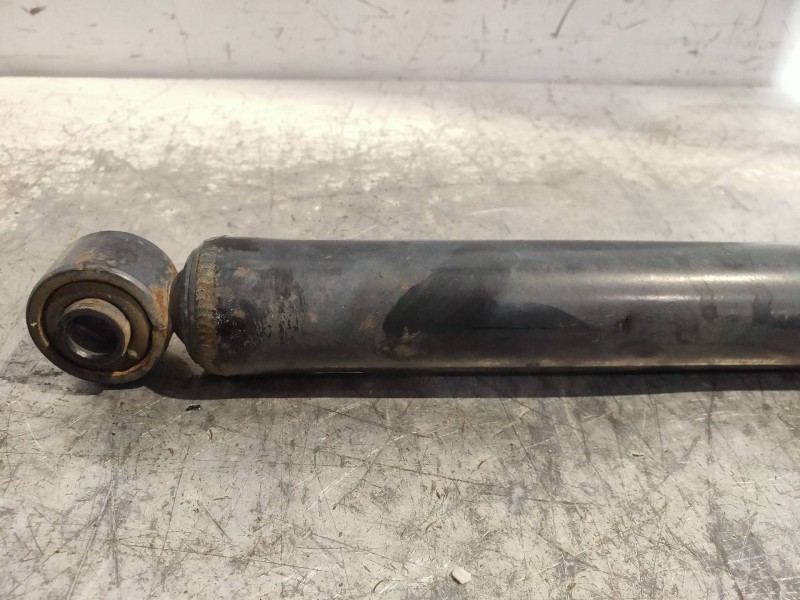 Recambio de amortiguador trasero izquierdo para suzuki jimny sn (fj) hard top referencia OEM IAM 4170081A01  