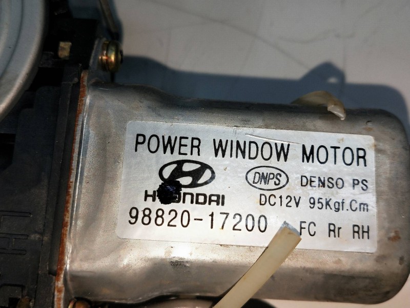 Recambio de elevalunas trasero derecho para hyundai matrix (fc) 1.6 gls referencia OEM IAM 9882017200  5P